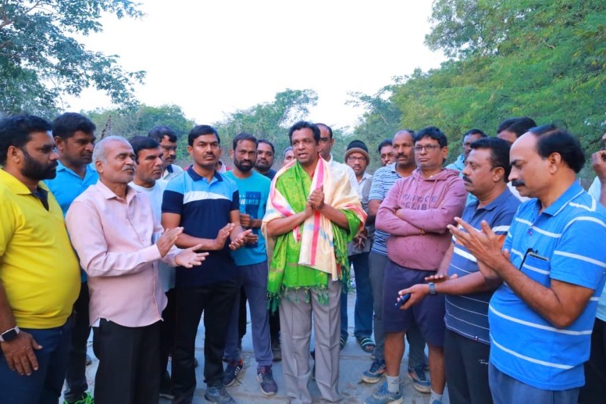 MLC Candidate Alphonse Narender Reddy Engages with Graduates and Youth in Karimnagar