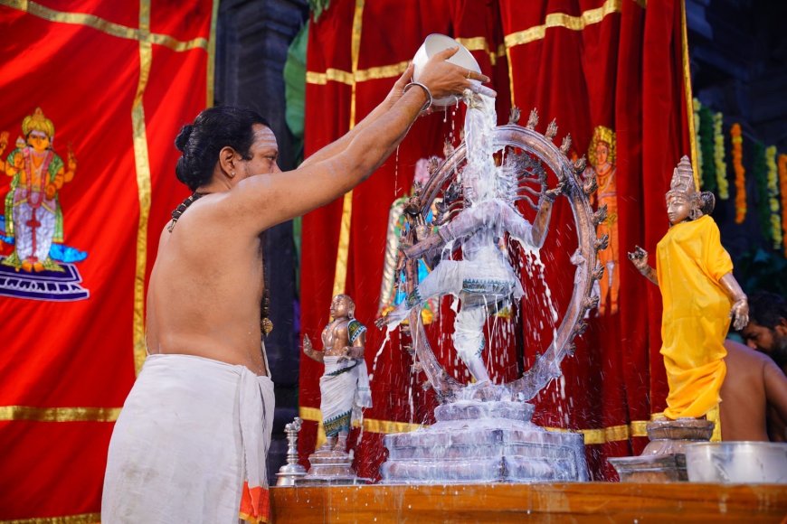 Special Abhishekam Performed at Sri Kalahasteeswara Temple