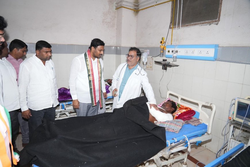 Kandi Srinivas Reddy Visits Accident Victims in Adilabad